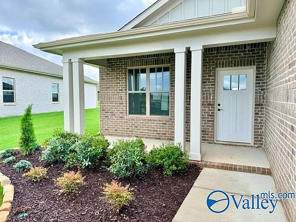 4th image of 217 Esplanade Ct