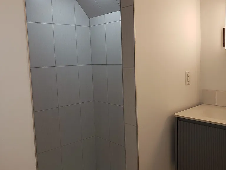 603 Anderson St #BASEMENT — Photo 9