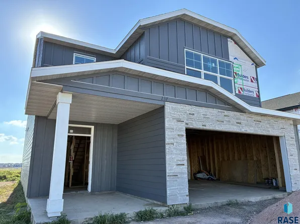 237 W Thelma Ave, Harrisburg, SD 57032