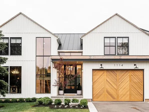 1114 Truman Ave, Oakville, ON L6H 1Y8