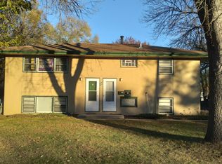 5761 2nd St NE, Fridley, MN 55432