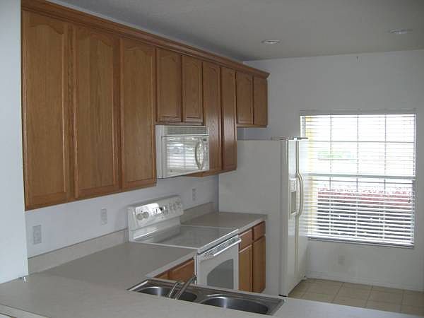 2nd image of 9346 Flowering Cottonwood Rd