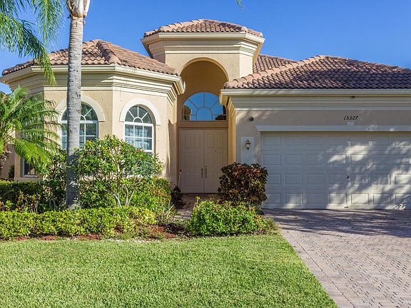 3rd image of 15327 Fiorenza Cir
