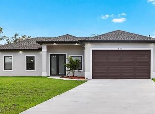 1933 Walcott Loop, Lehigh Acres, FL 33972