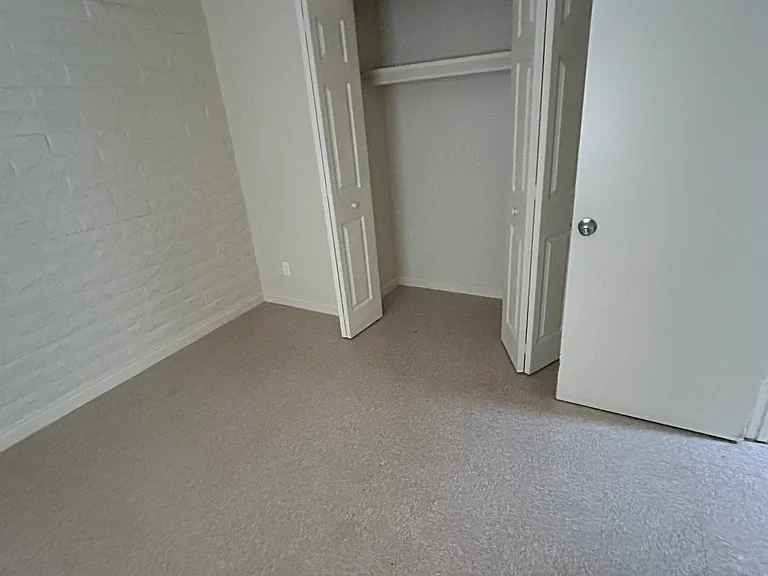 4650 S Martin Ave — Photo 10