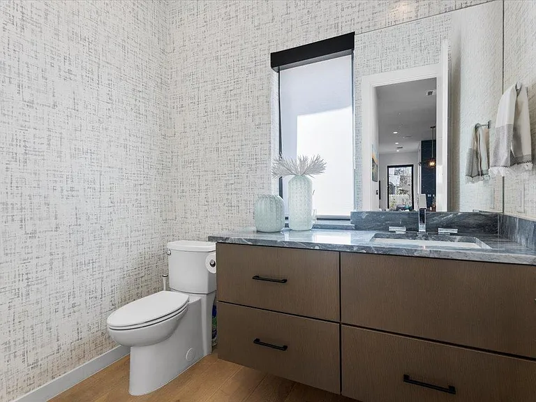 1225 Hillside Ave #4 — Photo 14