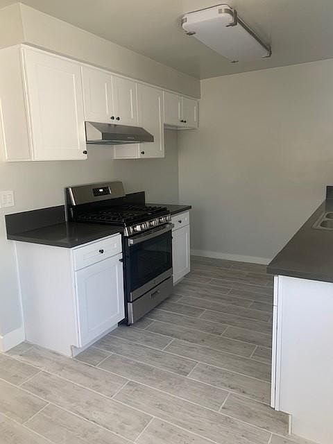1st image of 7623 S Newlin Ave