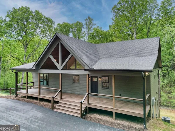 1685 Stonebrook Dr, Hiawassee, GA 30546