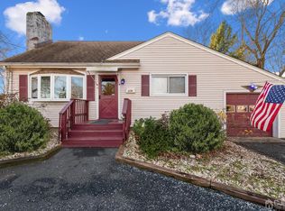 276 Stelton Rd, Piscataway, NJ 08854