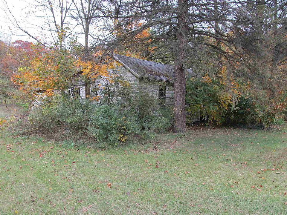 2nd image of 55548 Fairview Ave