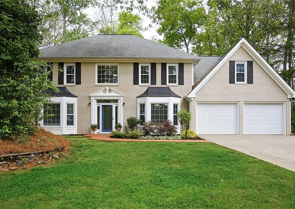1st image of 5014 Willow Creek Dr