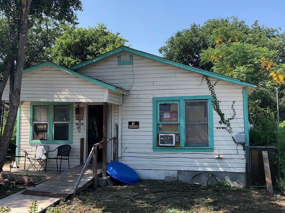 1st image of 1507 Delgado St