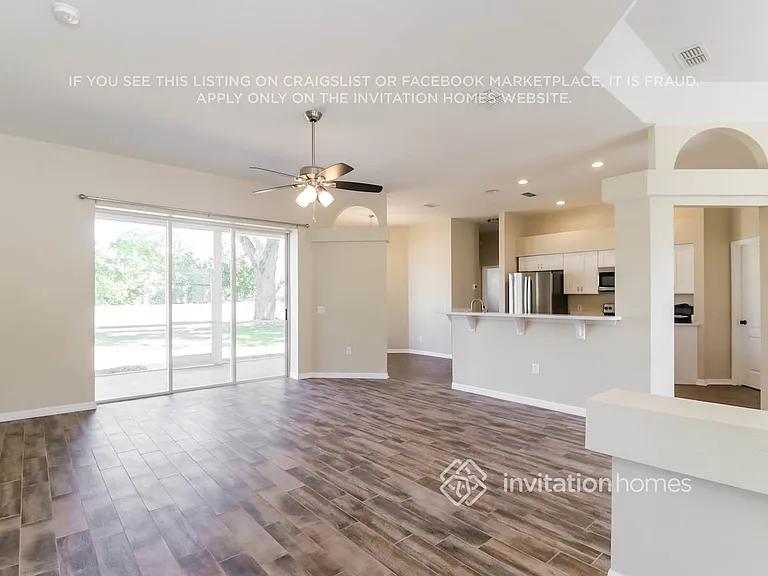 4924 Canterbury Dr — Photo 2