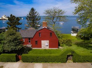 88 Washington St, Newport, RI 02840