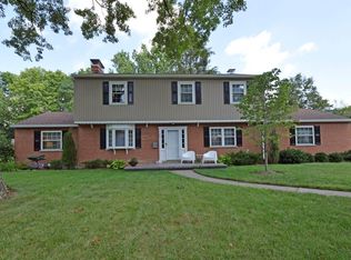1400 Oak Knoll Dr, Cincinnati, OH 45224