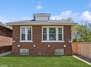 8253 S Avalon Ave, Chicago, IL