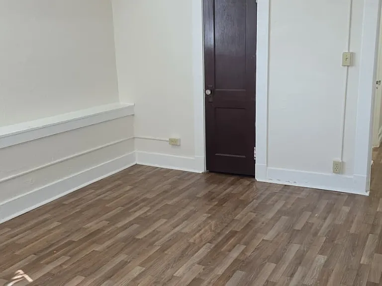 182 Elm St #1 — Photo 3