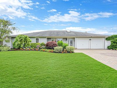 27 Harbor Court, Copiague, NY, 11726