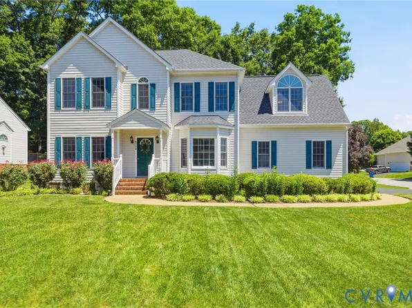 8724 Hillcreek Dr, Midlothian, VA 23112