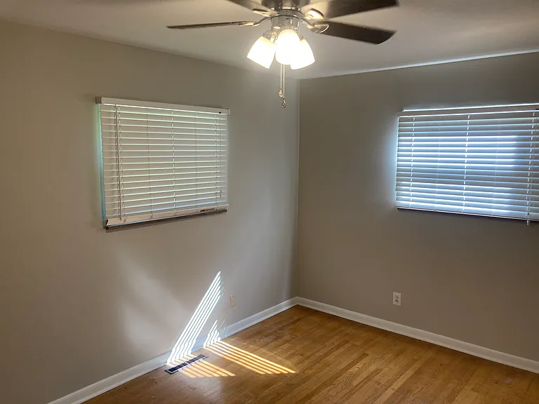 11160 Hughlan Dr — Photo 15