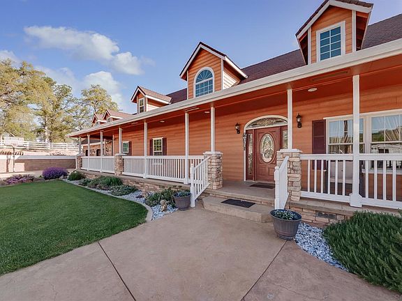 4th image of 135 Appaloosa Way #41
