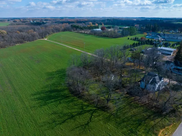 502 E County Rd N, Le Roy, MN 55951