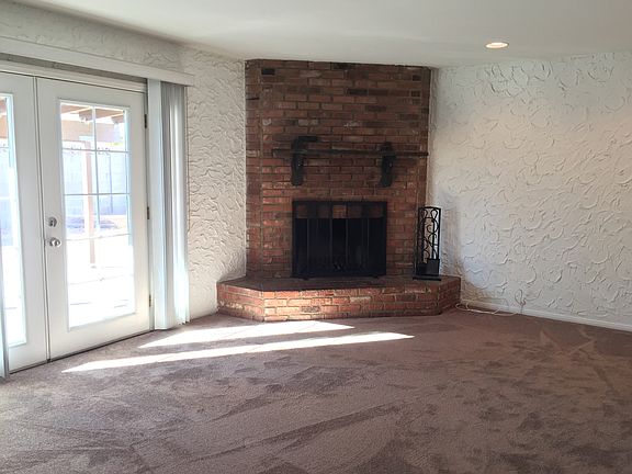 3rd image of 3587 Vista Del Monte Dr
