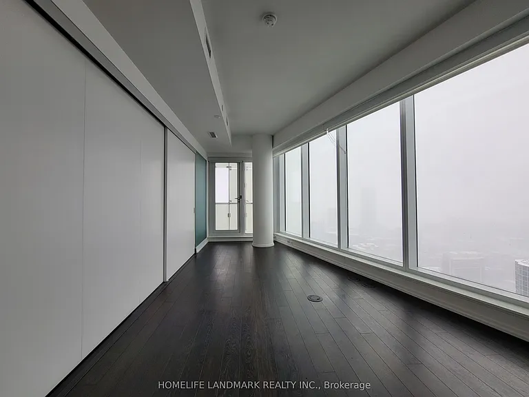 197 Yonge St #5312 — Photo 7