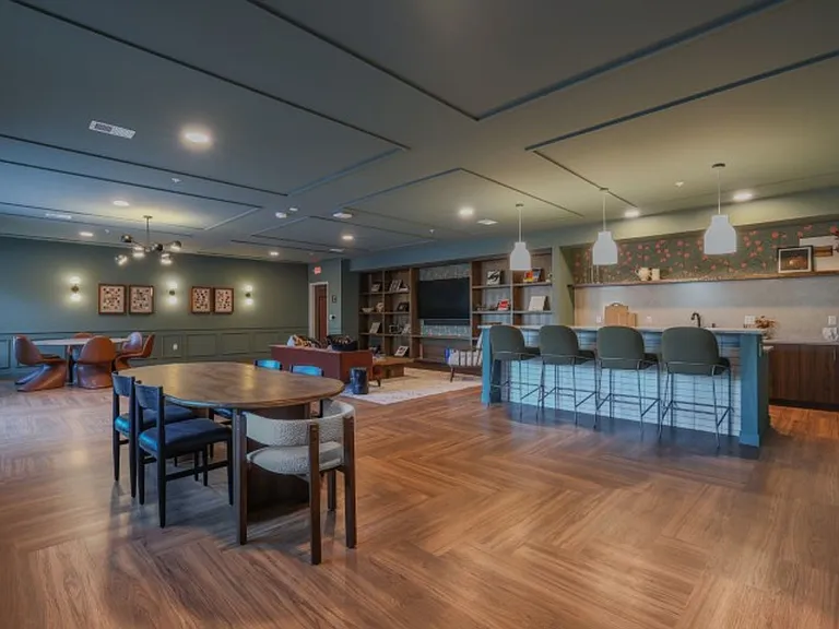 The Scoot Grandeur Apartments — Photo 8