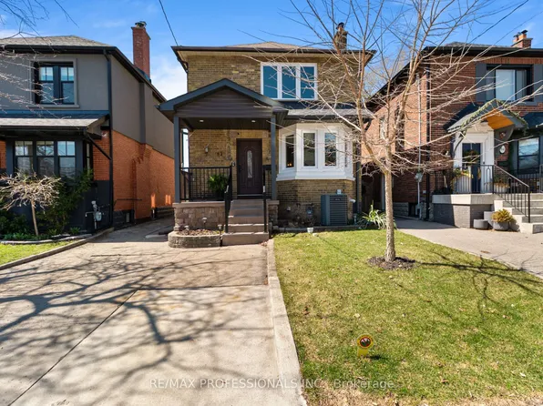 82 5th St, Toronto, ON M8V 2Z3