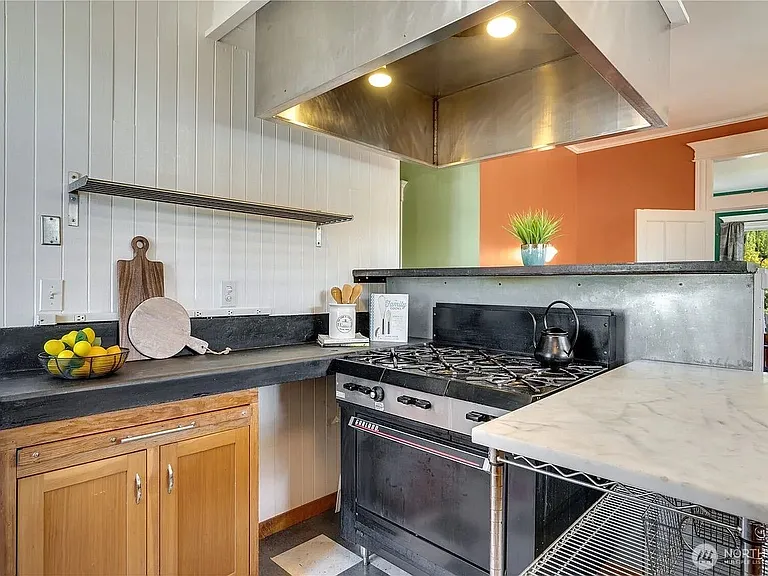 1021 N 5th St #1 — Photo 9