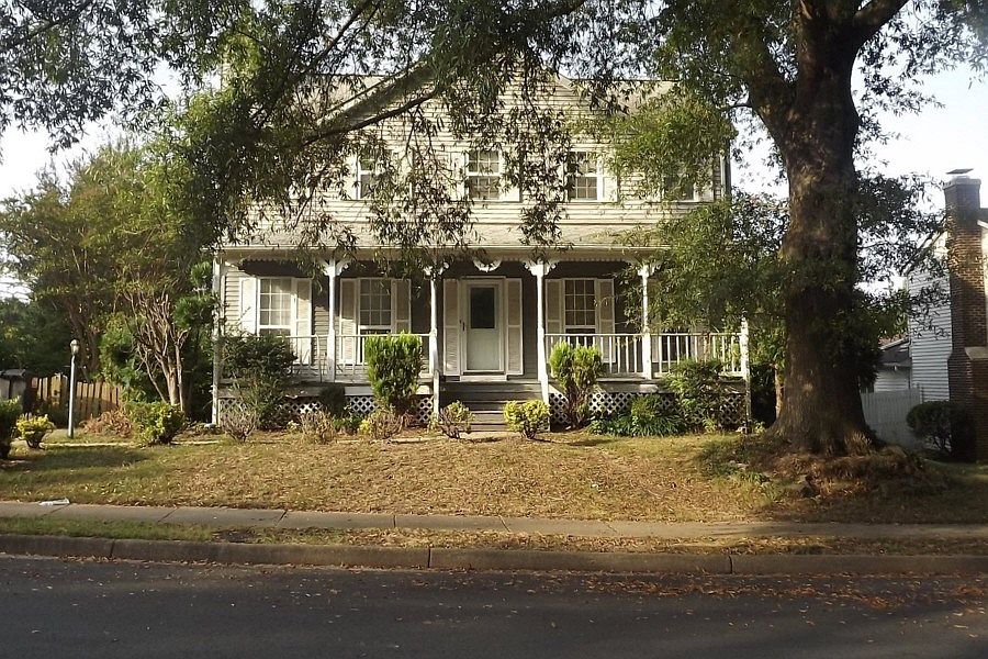 1st image of 13318 Nickleson Dr