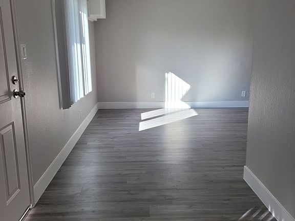 3rd image of 1215 Sullivan Ln #4A
