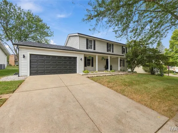 2952 N Kristopher Bend Ct, Saint Charles, MO 63303