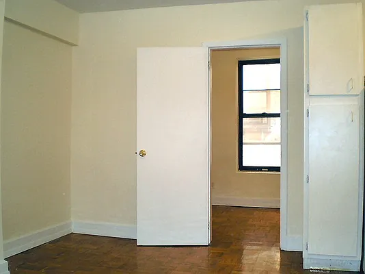 Rented by City Connections Realty | media 24