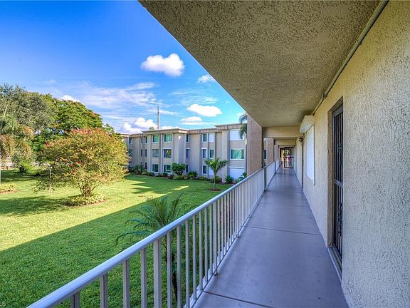 4th image of 2264 Winkler Ave APT 214