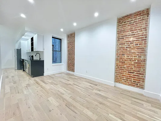 Rented by Doorway NYC, LLC | media 35