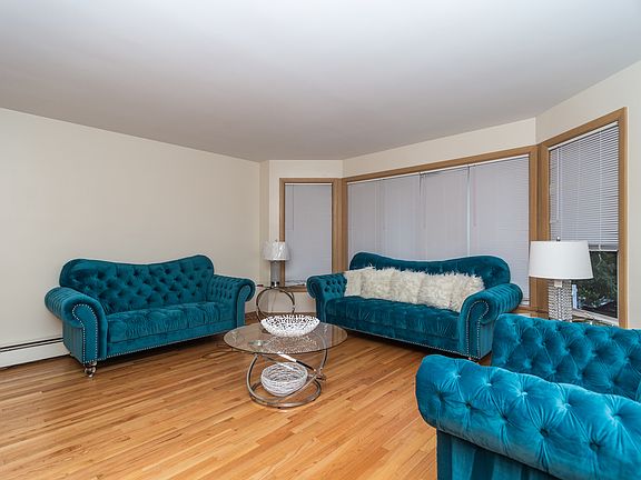 5th image of 6037 W Lawrence Ave