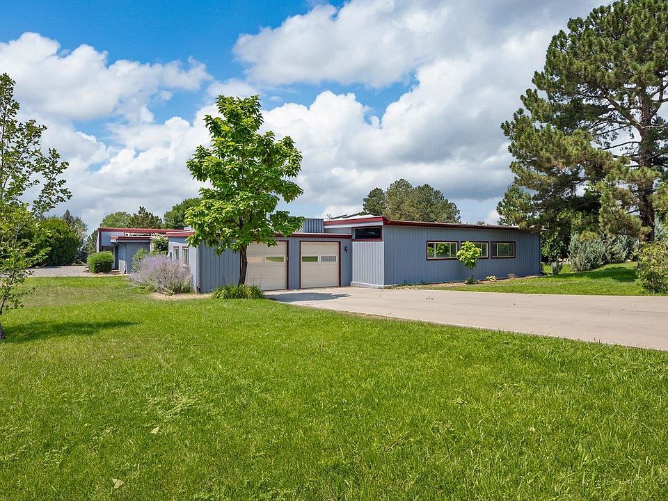 1st image of 688 Stepaside Dr