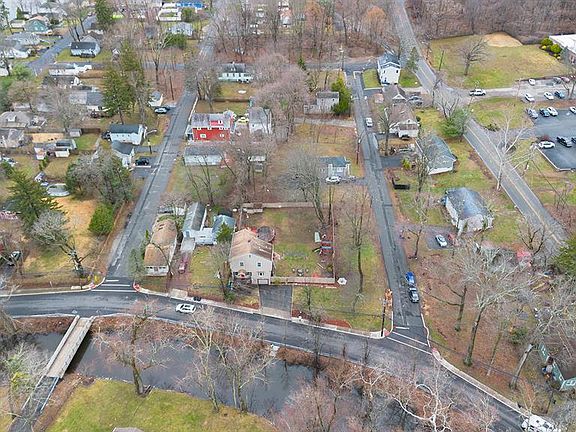 4th image of 111 Doty Rd