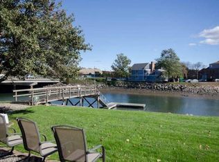 250A Northwest St #A, Portsmouth, NH 03801