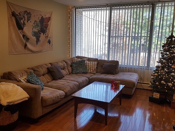 2nd image of 1001 S Forest Ave #323