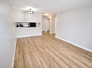 70 Woodsmere Clos #121, Fort Saskatchewan, AB T8L4R8