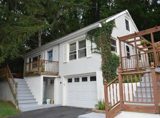 98 Cregar Rd, High Bridge, NJ 08829