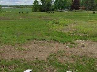 S54W25451 Pebble Brook Ct, Waukesha, WI 53189