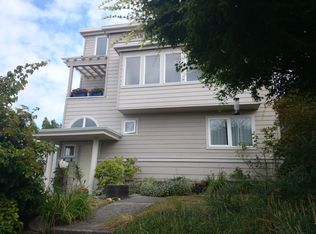 6910 40th Ave SW, Seattle, WA 98136