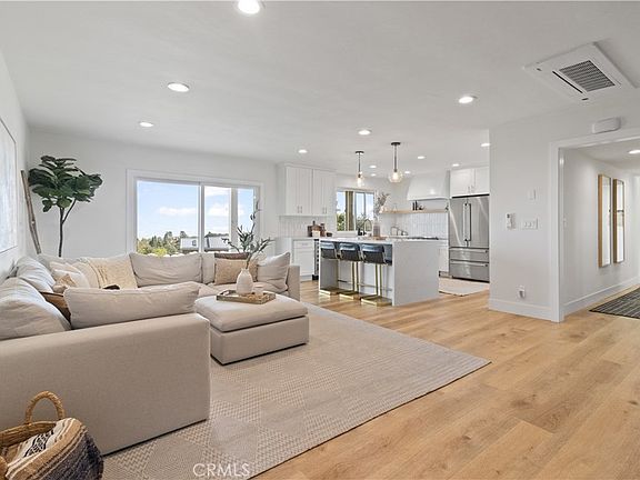 5th image of 28829 Crestridge Rd