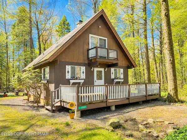 131 Colt Pl, Tobyhanna, PA 18466