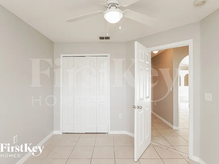729 Pincon Ln — Photo 10