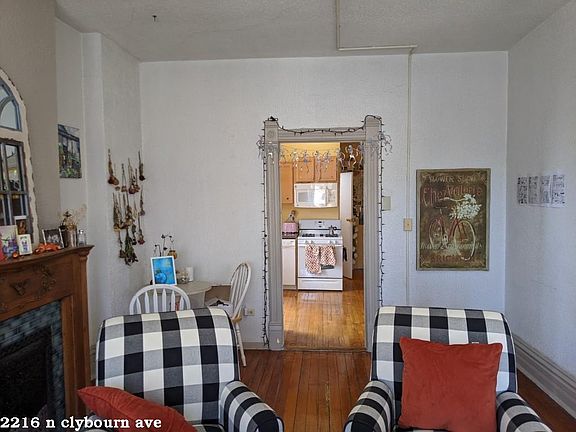 2nd image of 2216 N Clybourn Ave #714